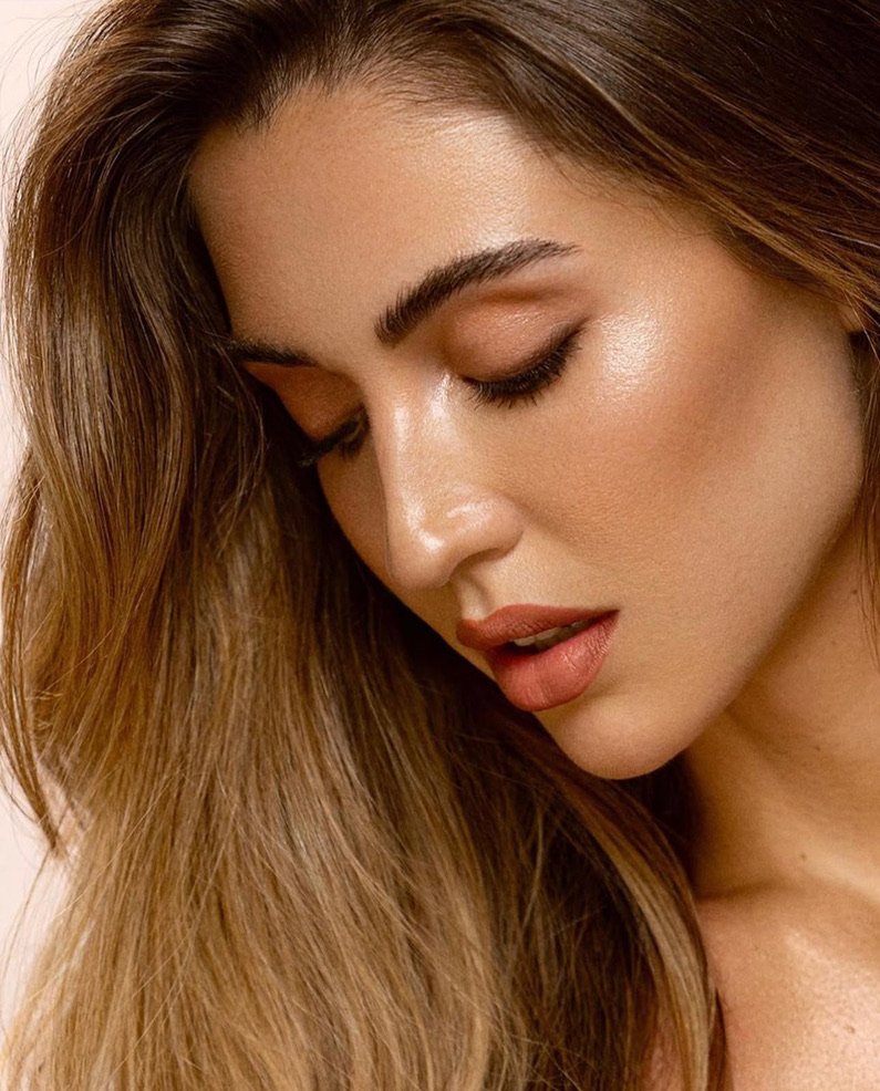 Soft glam beauty portrait by Kat of LA